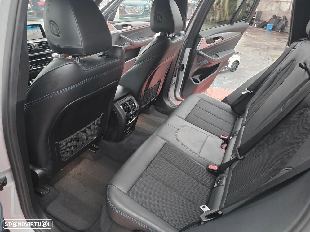 BMW X3 30 e xDrive Pack M - 28