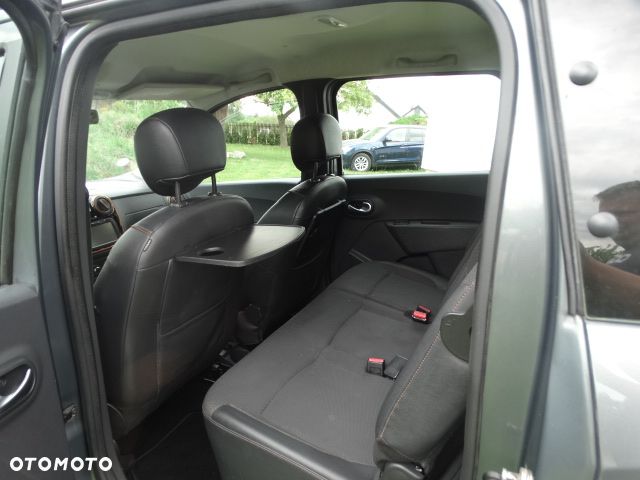 Dacia Lodgy TCe 115 Stepway - 11