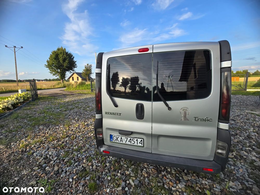Renault Trafic - 2