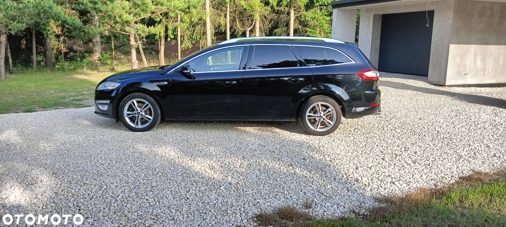 Ford Mondeo 2.0 EcoBoost Titanium X - 28