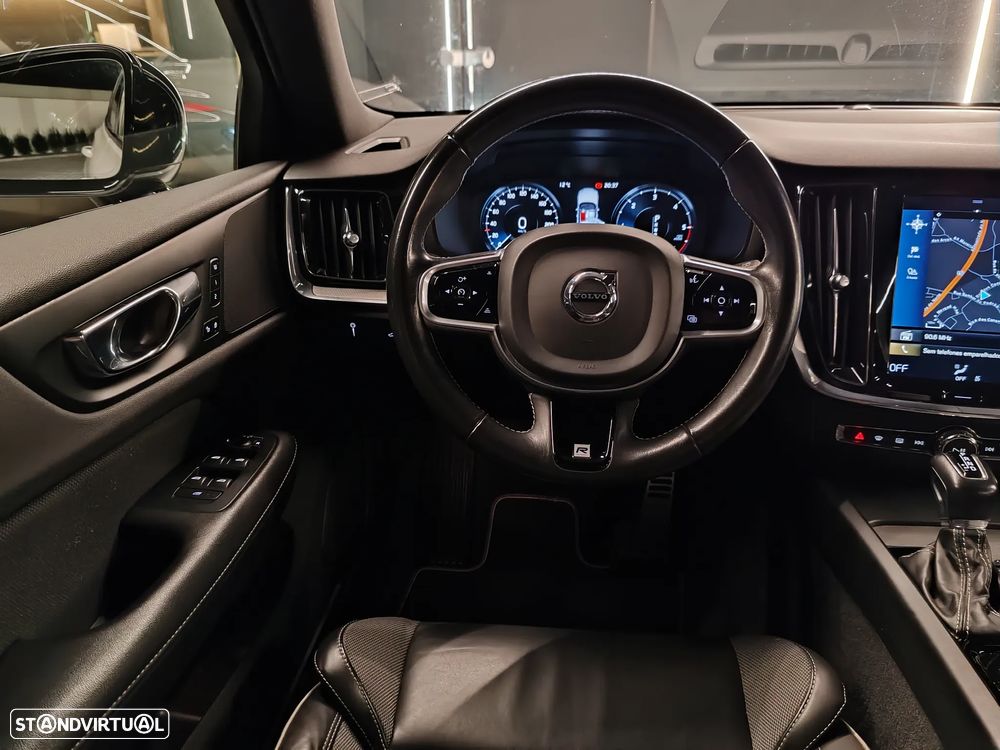 Volvo V60 2.0 D3 R-Design Geartronic - 18