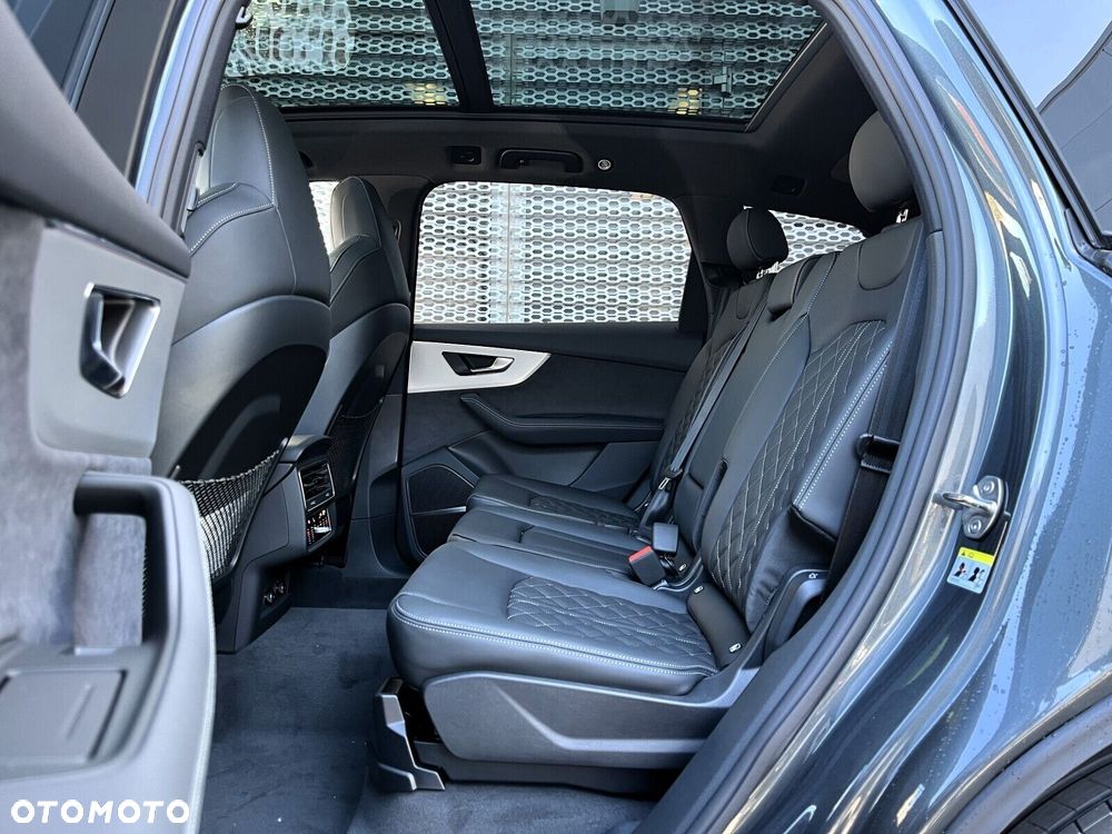 Audi Q7 - 12