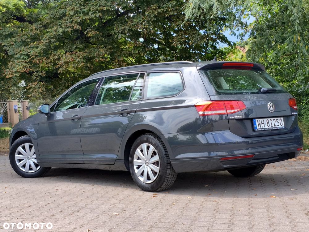 Volkswagen Passat 1.6 TDI BMT City - 20