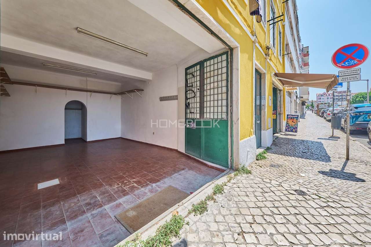 Loja para arrendamento na Rua Damasceno Monteiro na Graça em Lisboa - Grande imagem: 3/14
