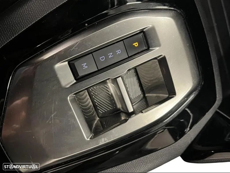 Peugeot 2008 PureTech 130 EAT8 Active - 10