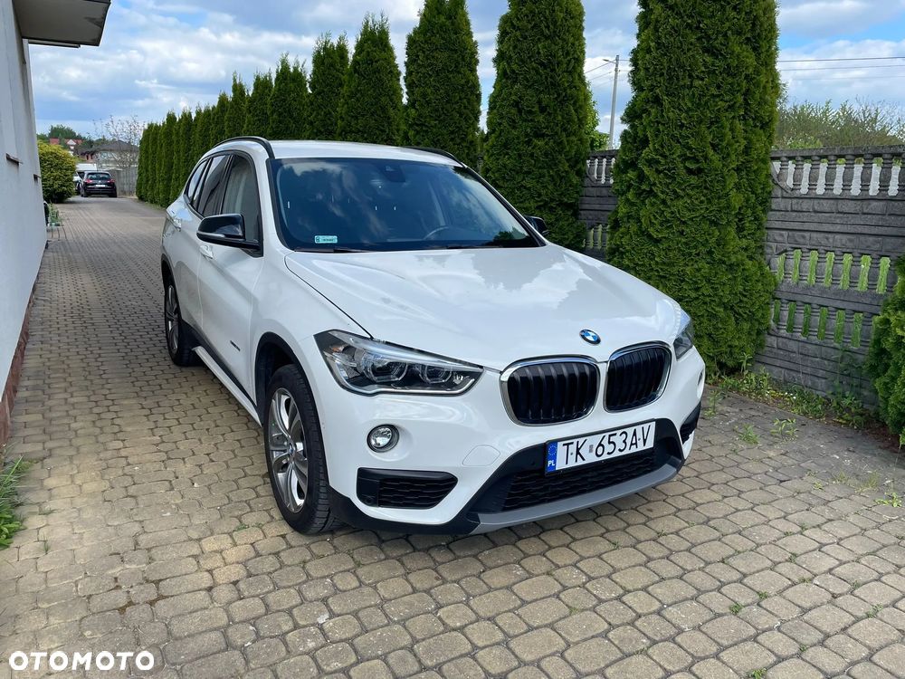 BMW X1 sDrive18i GPF Sport Line - 3