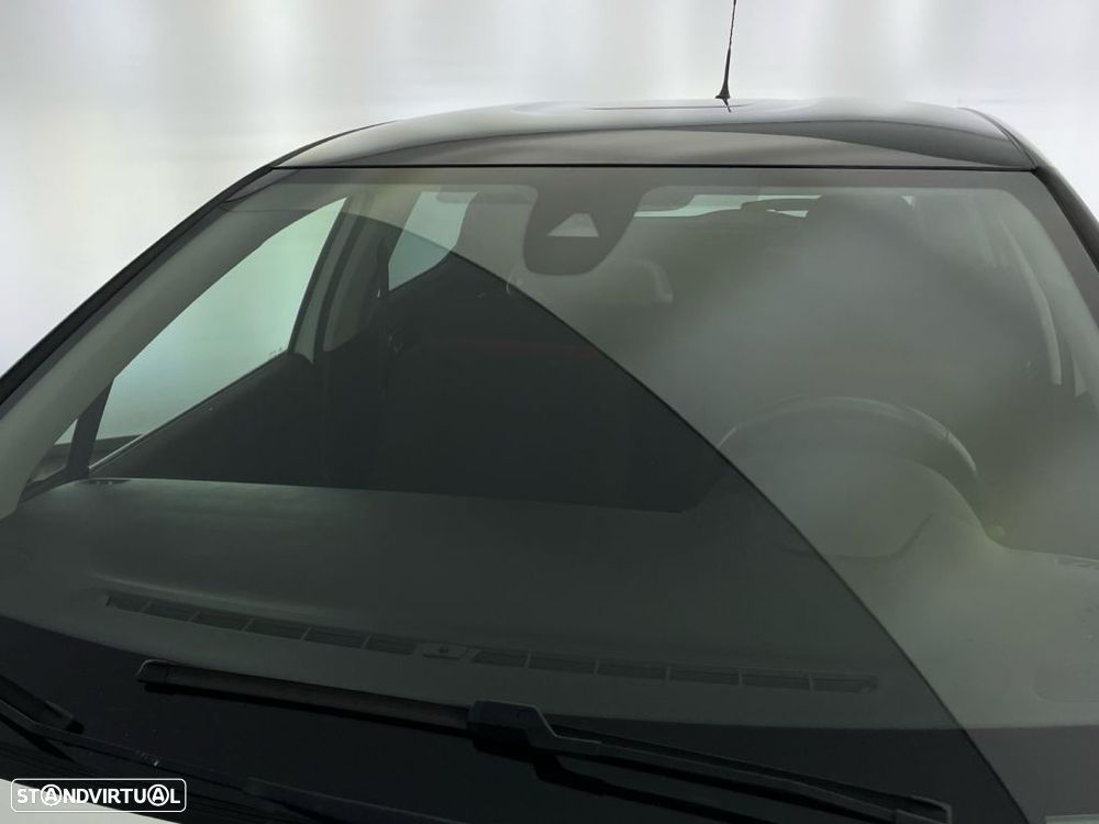 Citroën C3 1.2 PureTech Shine - 21