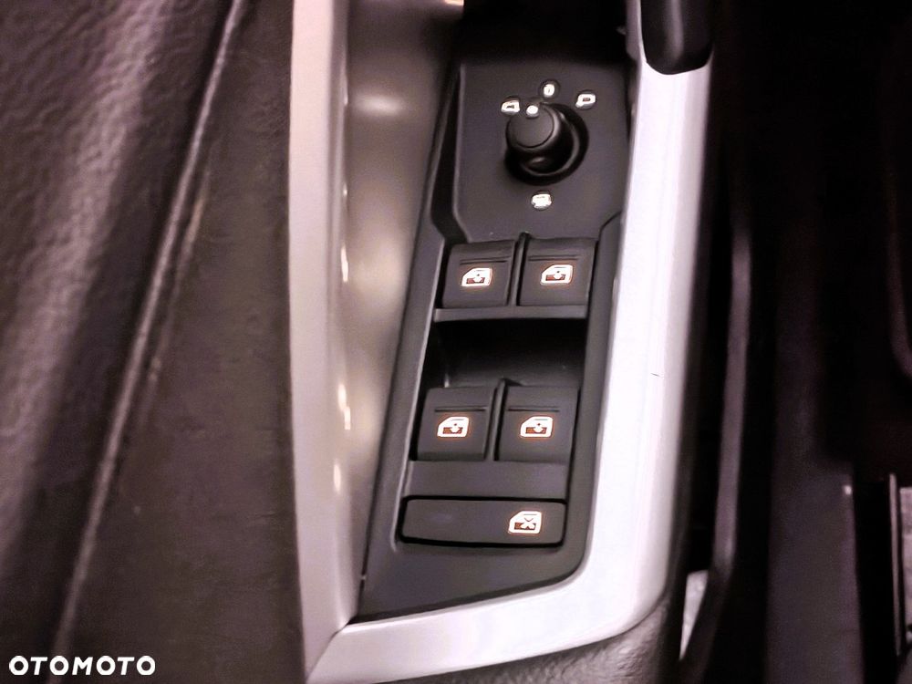 Audi Q3 35 TDI S tronic - 28