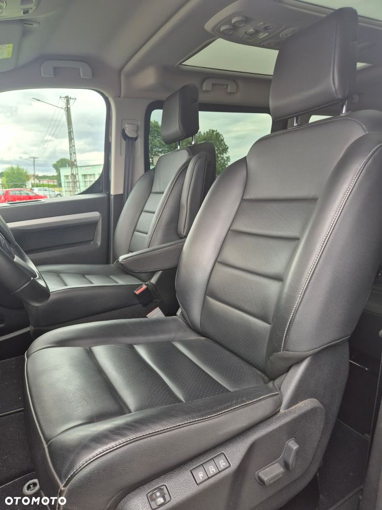 Peugeot Traveller L3 2.0 EAT8 Business VIP - 6