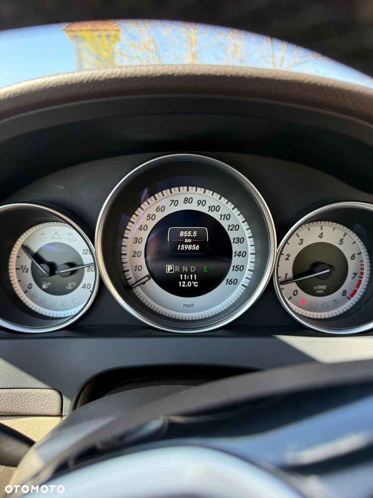 Mercedes-Benz Klasa C 250 CGI BlueEff - 16