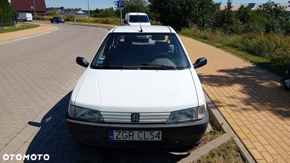 Peugeot 106 - 1