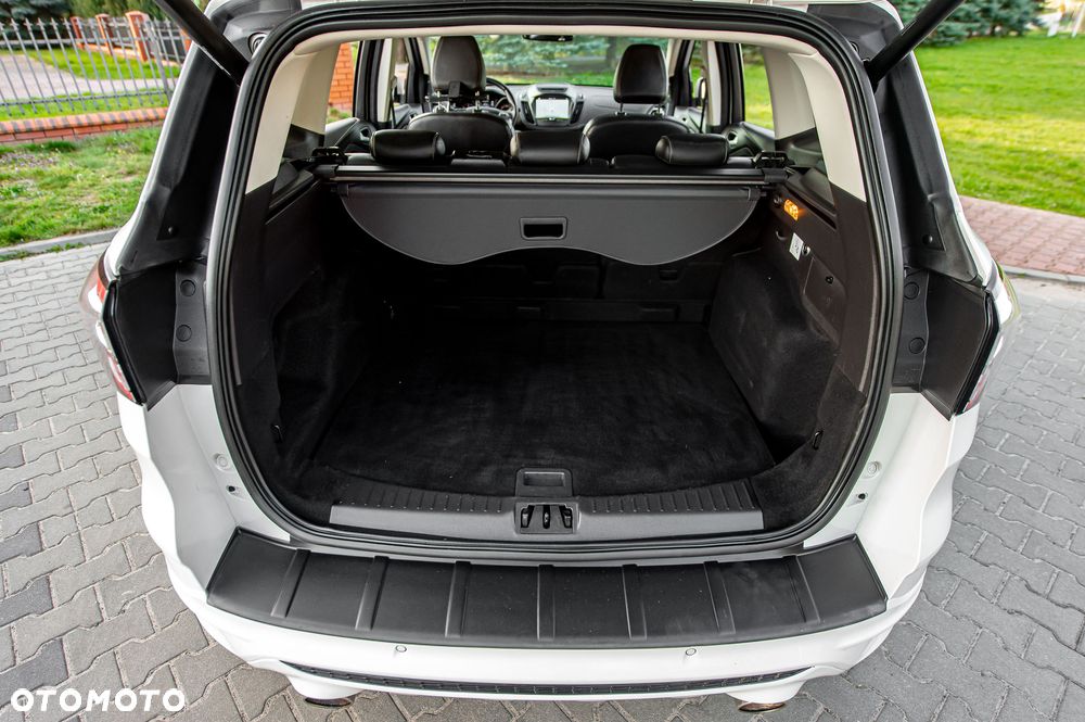 Ford Kuga 2.0 TDCi 4x4 Vignale - 38