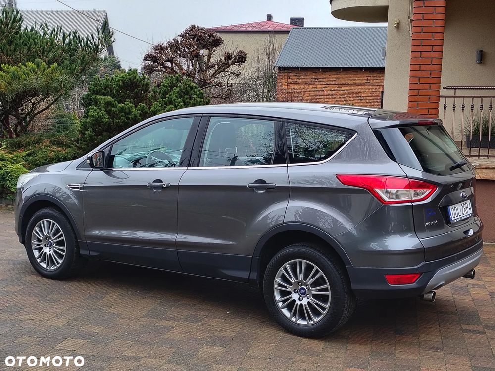 Ford Kuga 1.6 EcoBoost 2x4 Titanium - 37