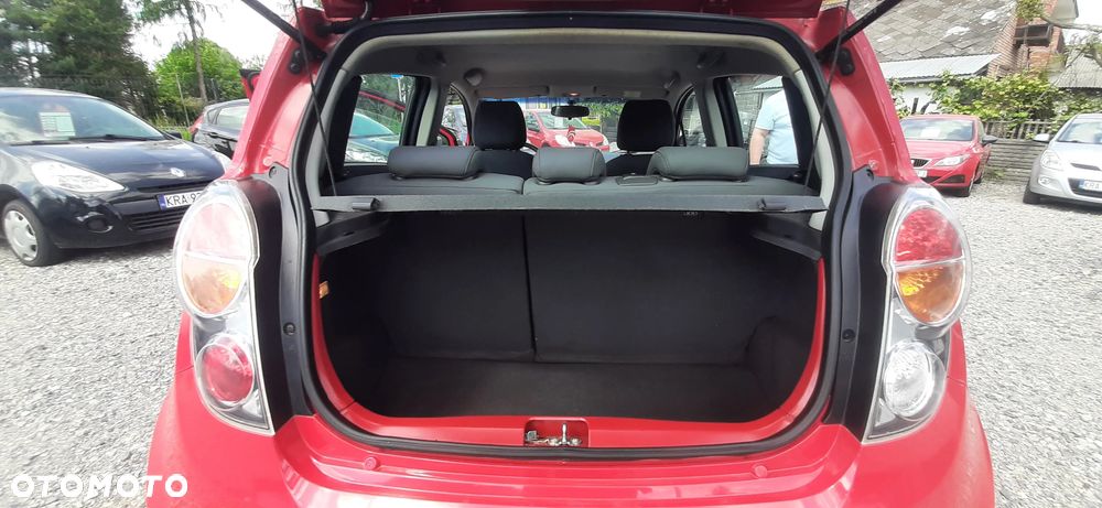 Chevrolet Spark - 31