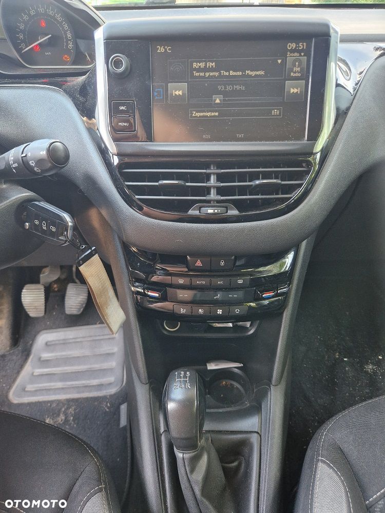 Peugeot 208 1.2 PureTech Active - 5