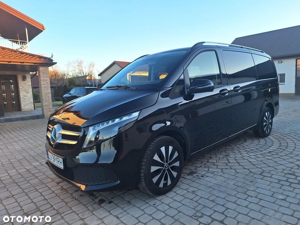 Mercedes-Benz Klasa V - 21