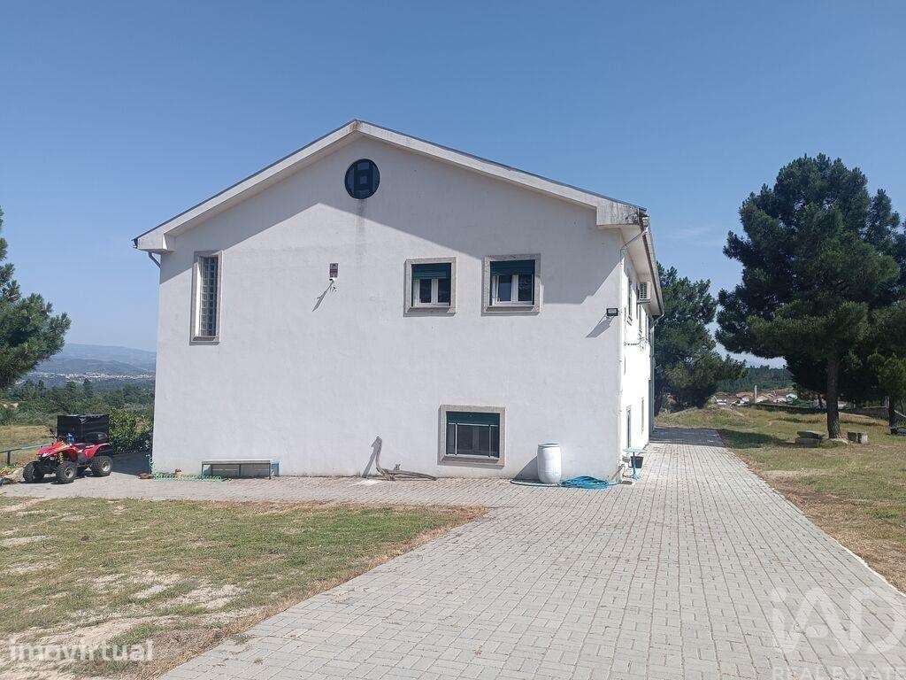 Moradia isolada T5 em Fradizela de 240 m2 - Grande imagem: 2/34