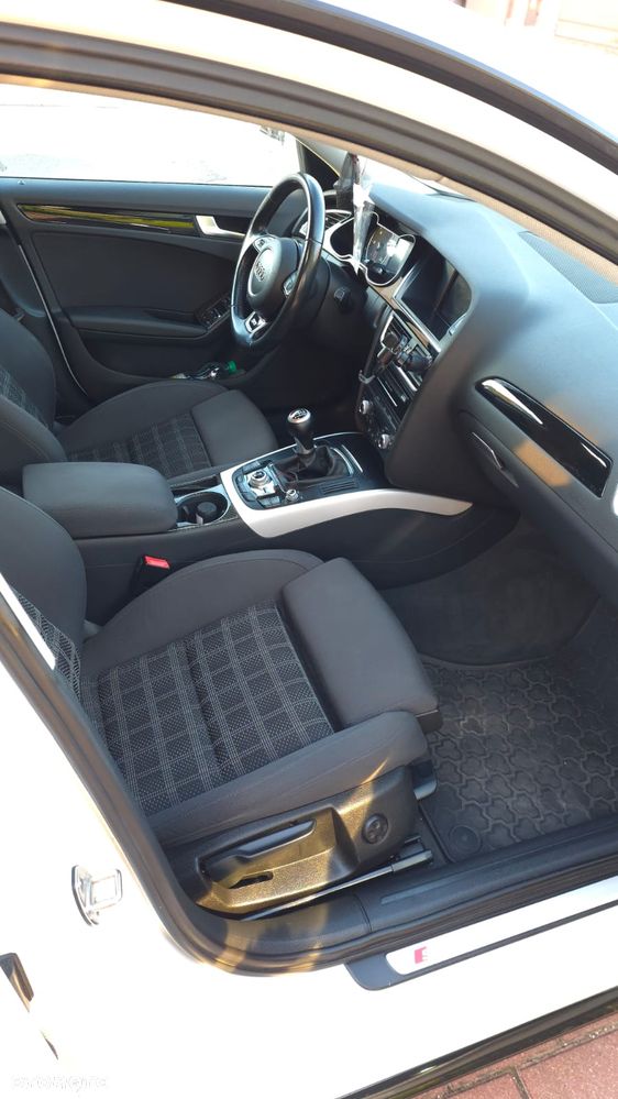 Audi A4 Avant - 4