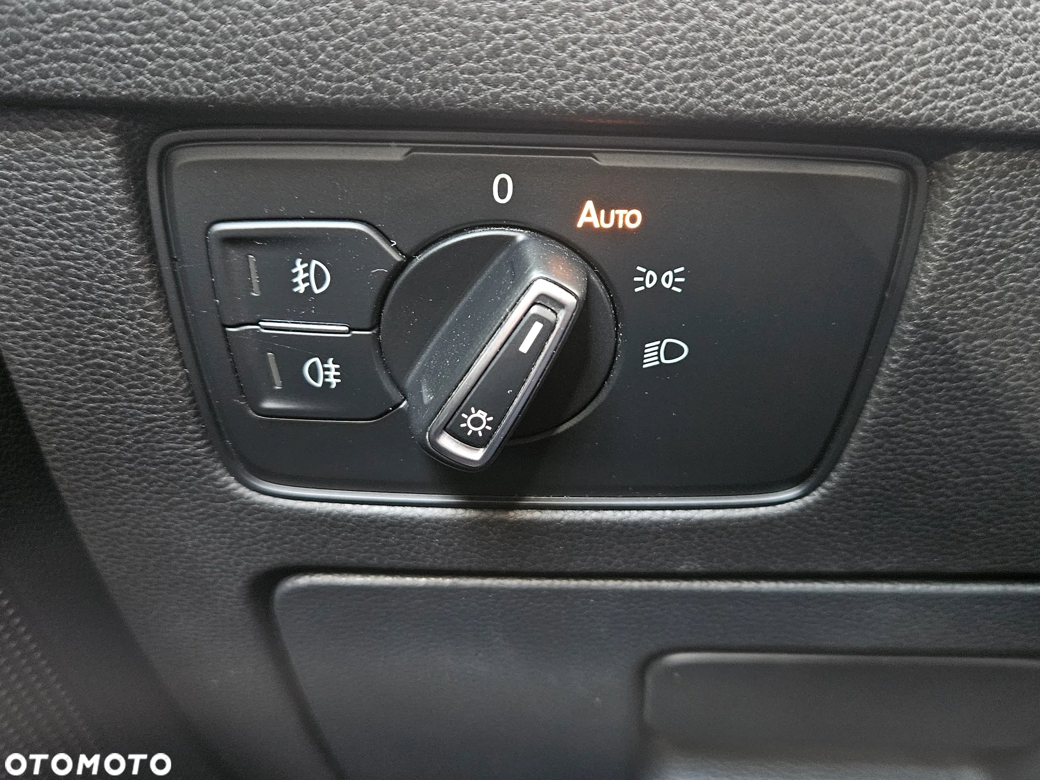 Volkswagen Passat - 15