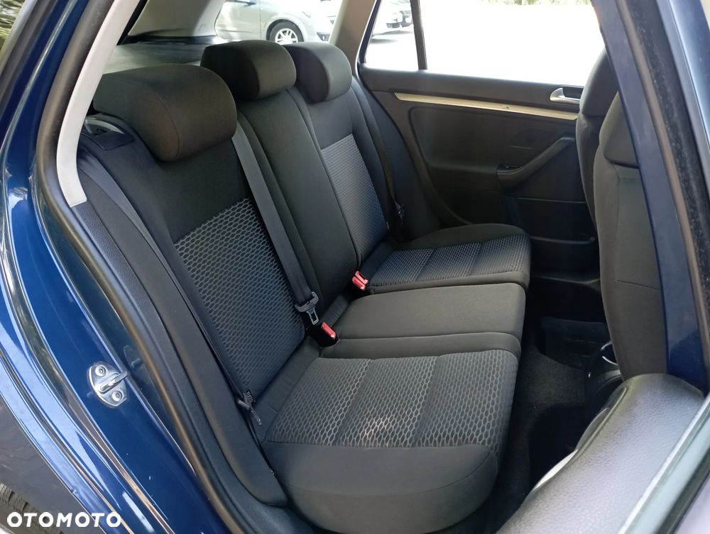 Volkswagen Golf 1.6 TDI Trendline - 10
