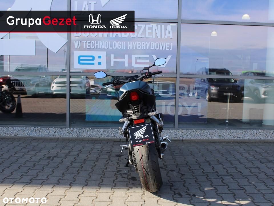Honda CB - 6