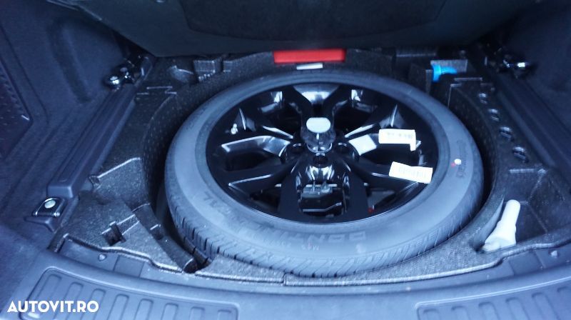 Land Rover Discovery Sport - 21