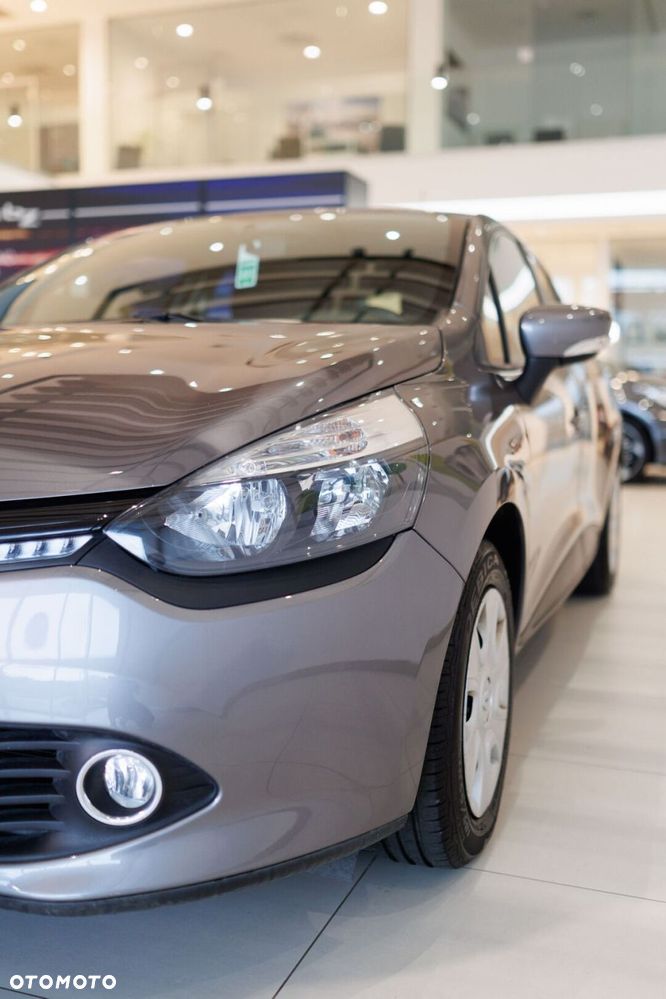 Renault Clio 1.2 16V Life EU6 - 13