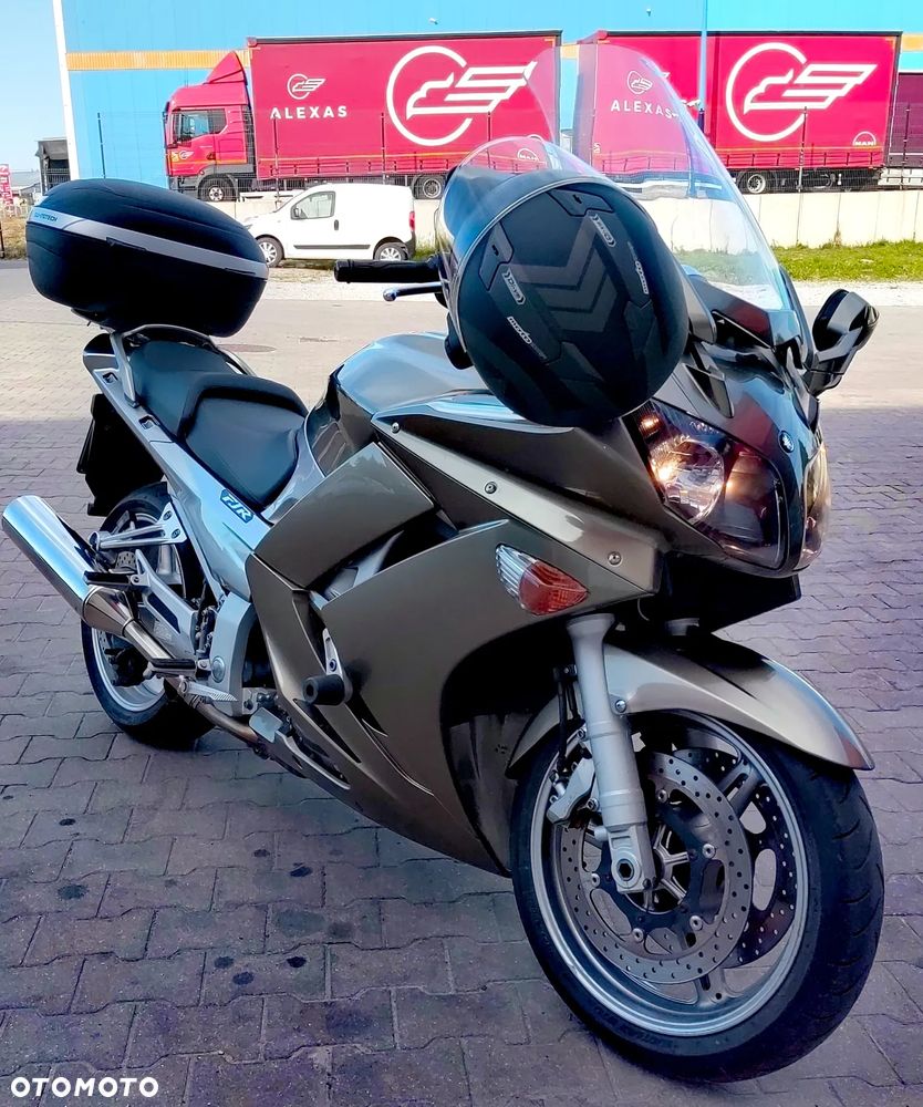 Yamaha FJR - 1
