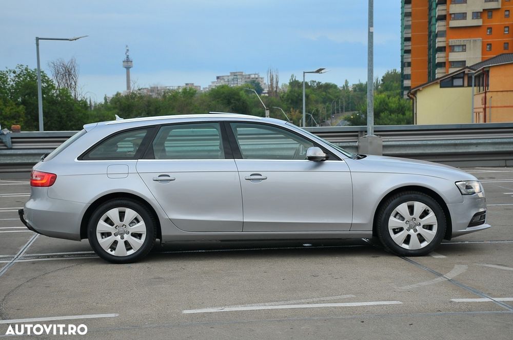 Audi A4 Avant 2.0 TDI DPF clean diesel multitronic Ambiente - 8