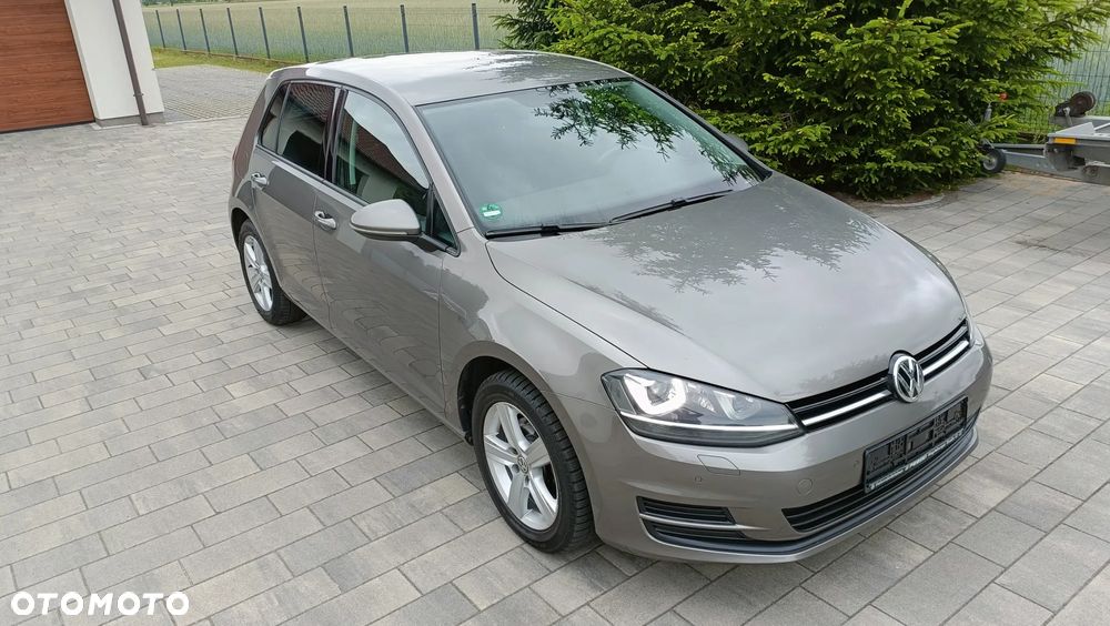 Volkswagen Golf - 20