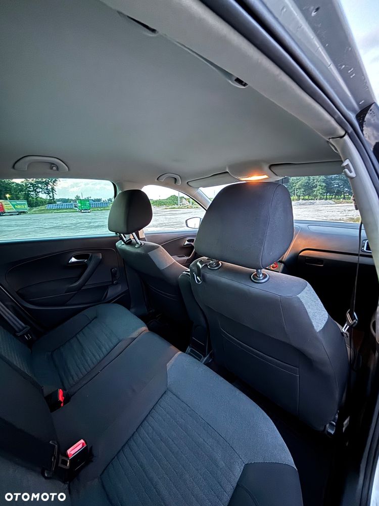 Volkswagen Polo 1.2 TDI Blue Motion - 9