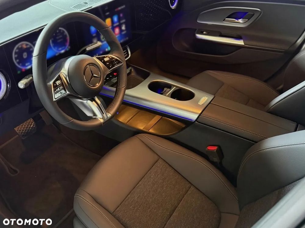 Mercedes-Benz CLA 180 mHEV 8G-DCT - 6