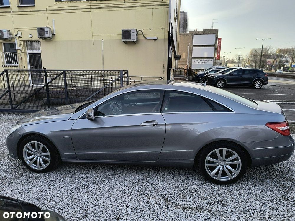 Mercedes-Benz Klasa E 250 BlueEFFICIENCY 7G-TRONIC - 37