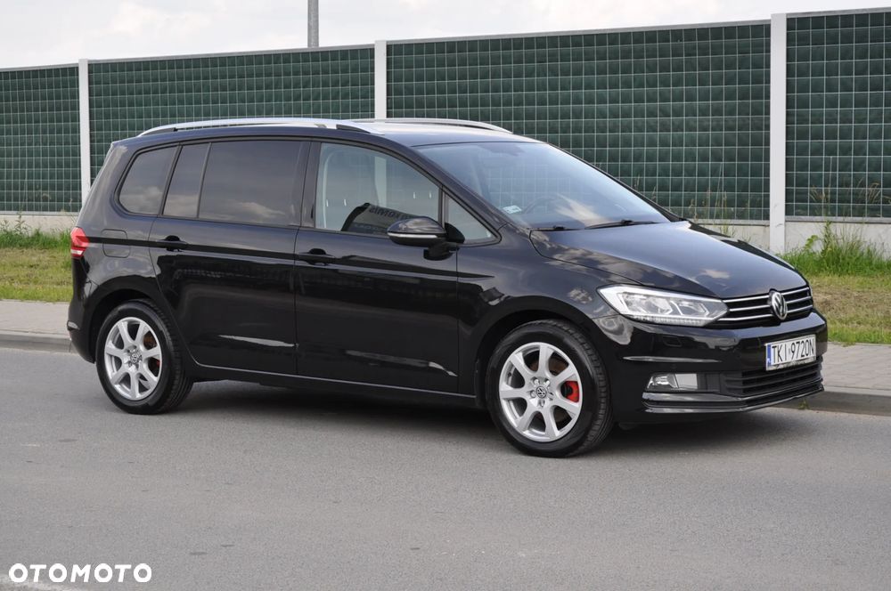 Volkswagen Touran 2.0 TDI SCR Comfortline - 5