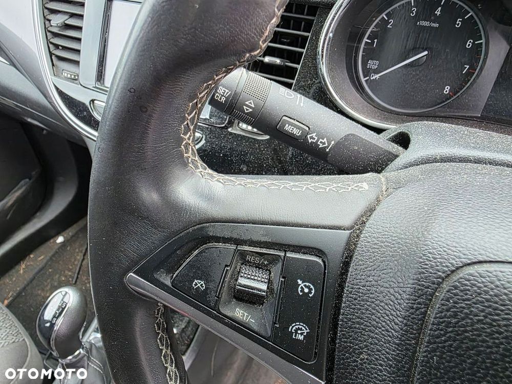 OPEL MOKKA X KIEROWNICA MULTIFUNKCYJNA SKÓRZANA - 4