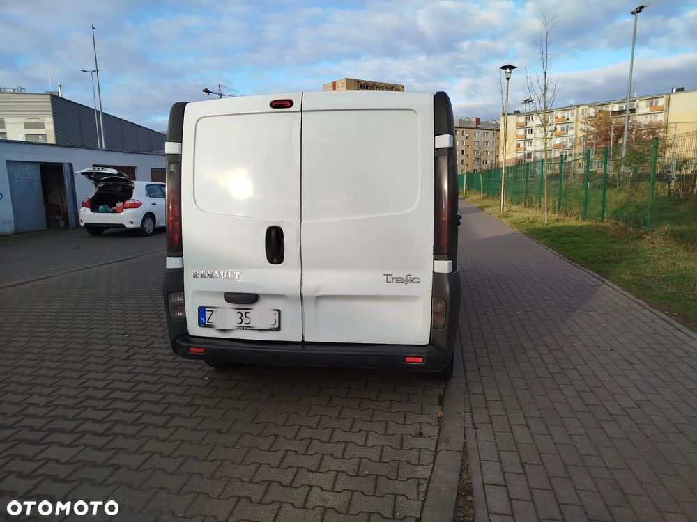 Renault Trafic - 10