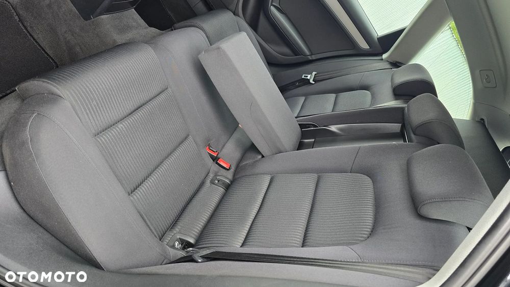 Audi A4 Avant 2.0 TDI - 20