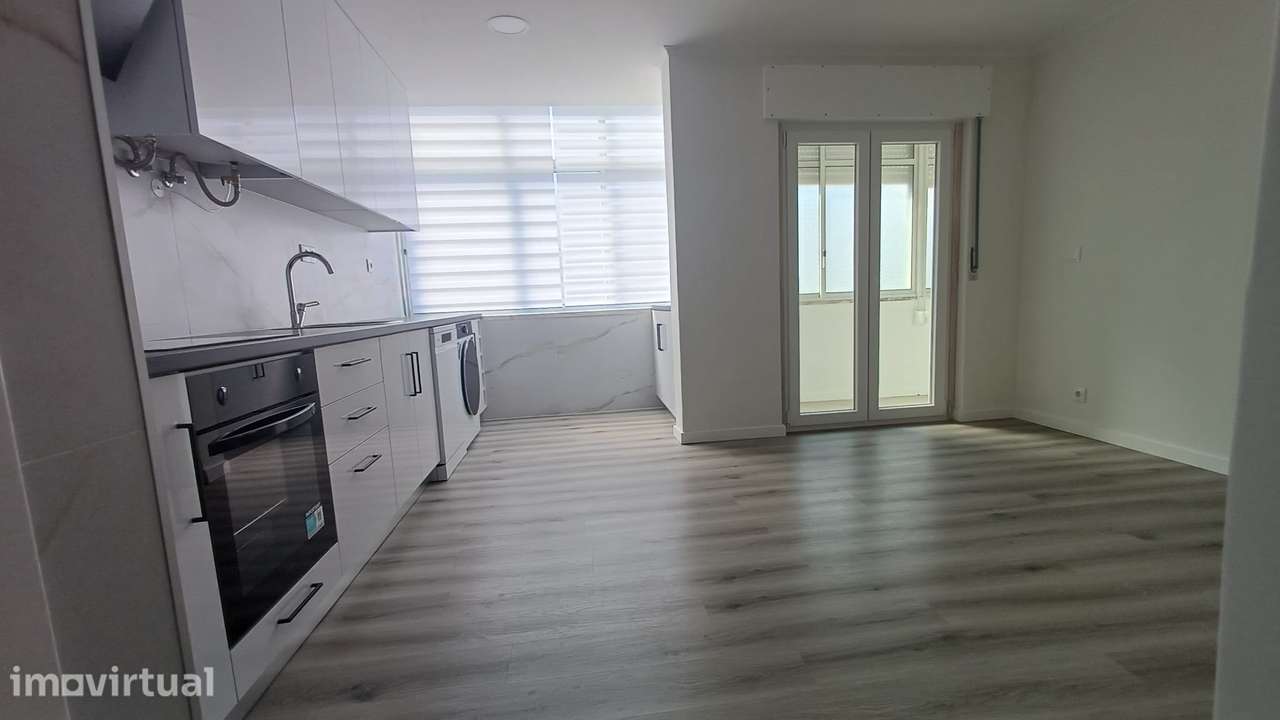 Arrendamento residencial de apartamento T3 Bom Sucesso - Alverca - Grande imagem: 3/12
