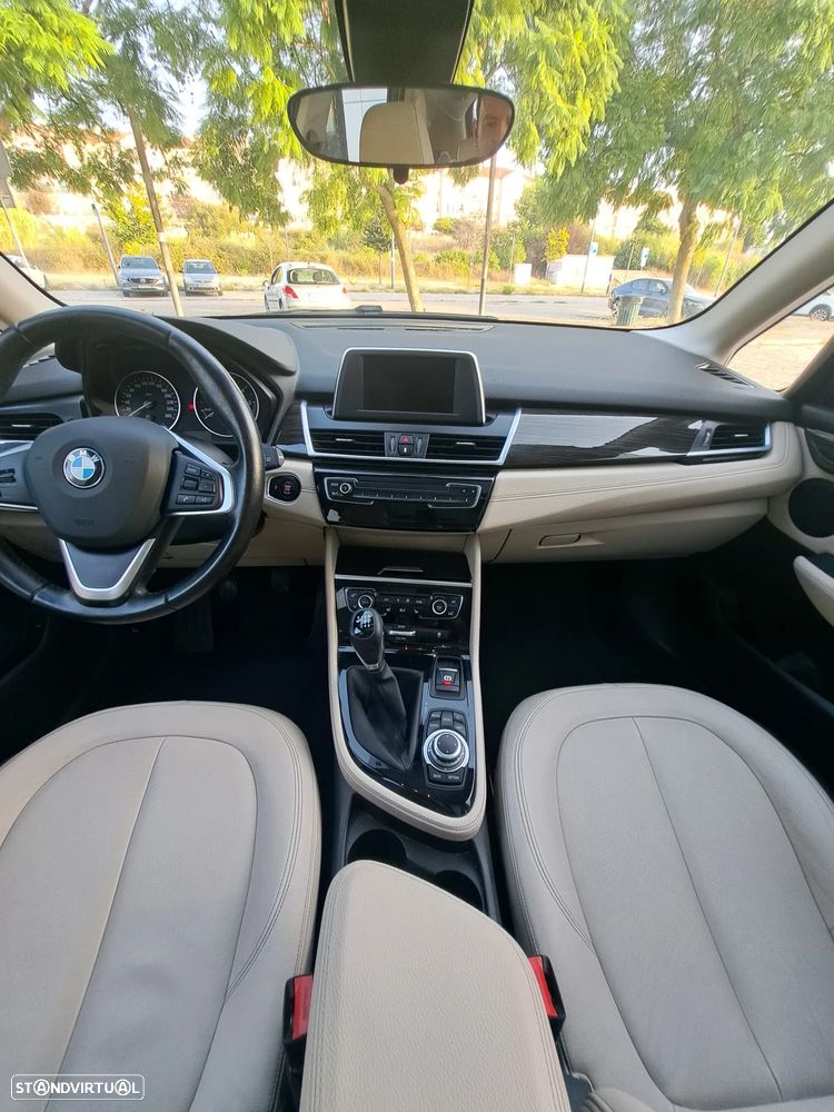 BMW 216 Active Tourer d Luxury Line - 28