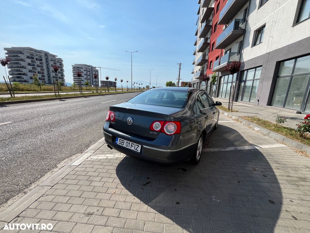 Volkswagen Passat Variant 2.0 TDI Highline - 5