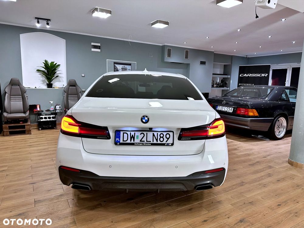 BMW Seria 5 520d xDrive MHEV M Sport sport - 7