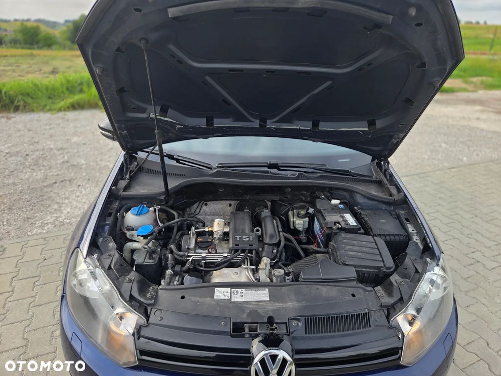 Volkswagen Golf 1.2 TSI BMT Start - 24