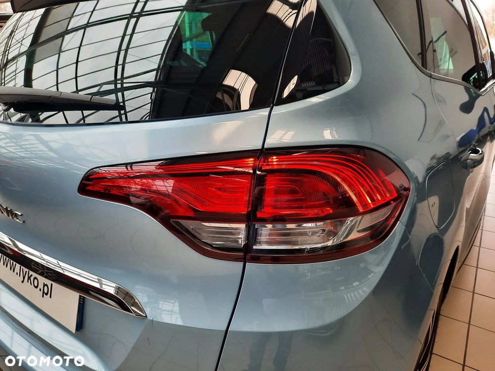 Renault Scenic TCe 140 GPF EDC INTENS - 10