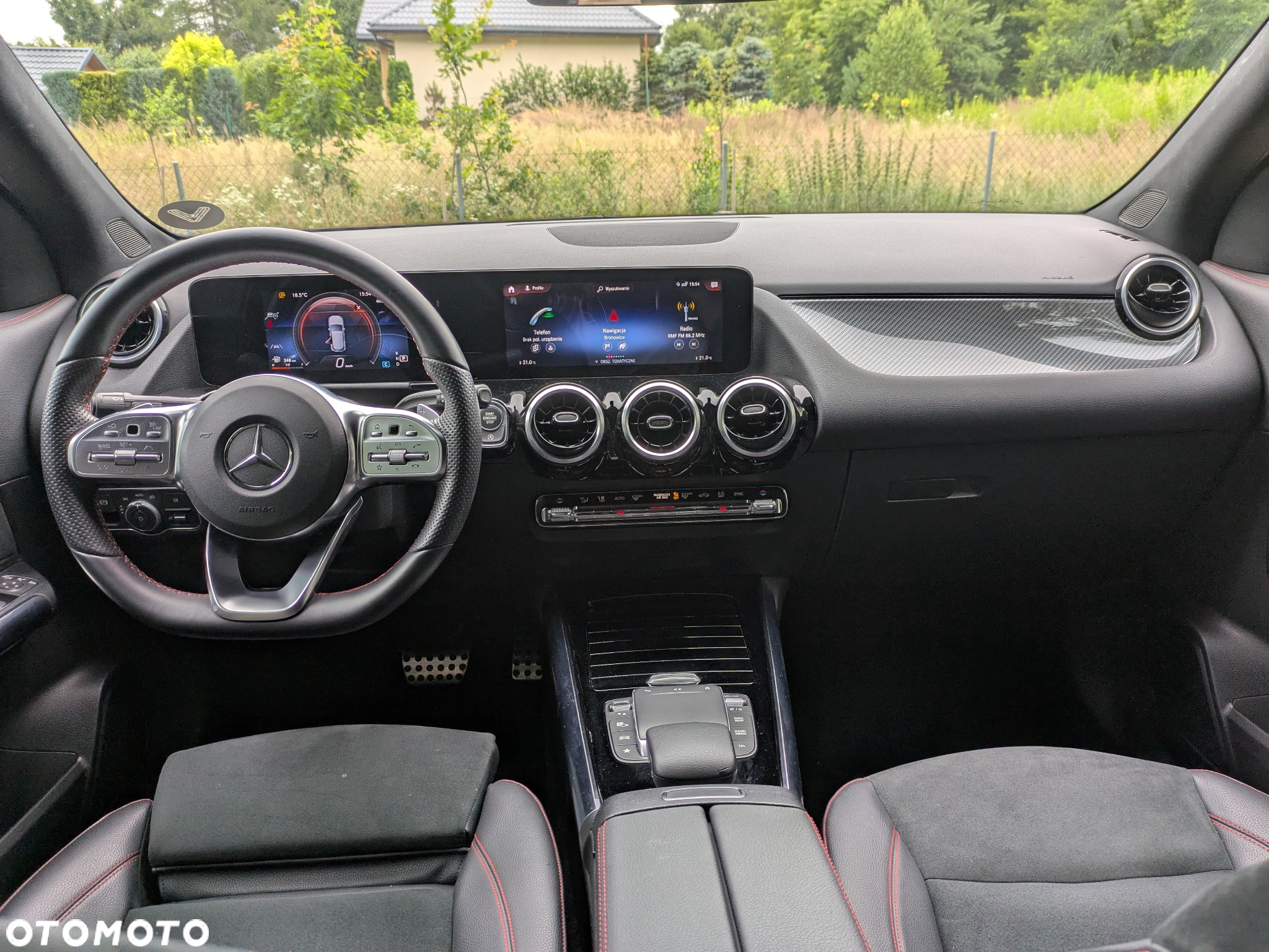 Mercedes-Benz GLA - 15