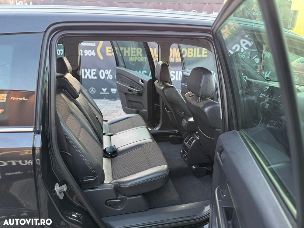 Opel Zafira - 9