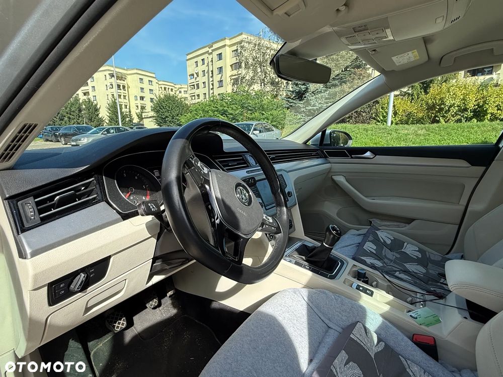 Volkswagen Passat 2.0 TDI BMT Comfortline - 7