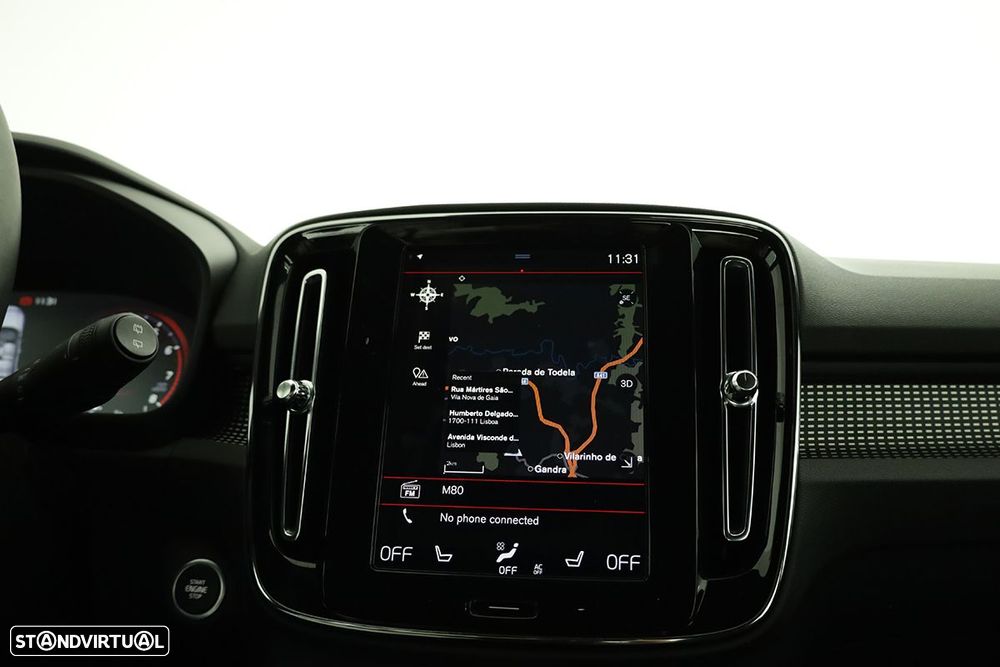 Volvo XC 40 1.5 T2 Plus Dark Auto - 11