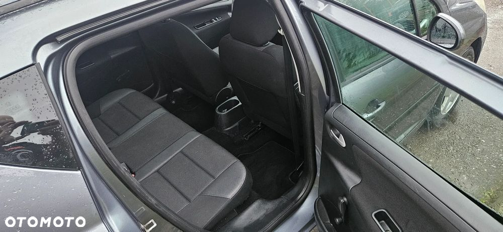 Peugeot 207 SW 95 VTi Urban Move - 18