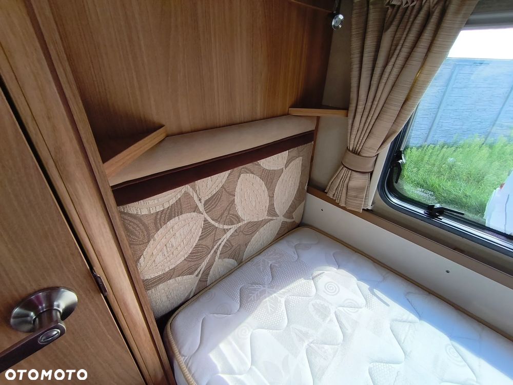 SWIFT CONQUEROR 565 - 31