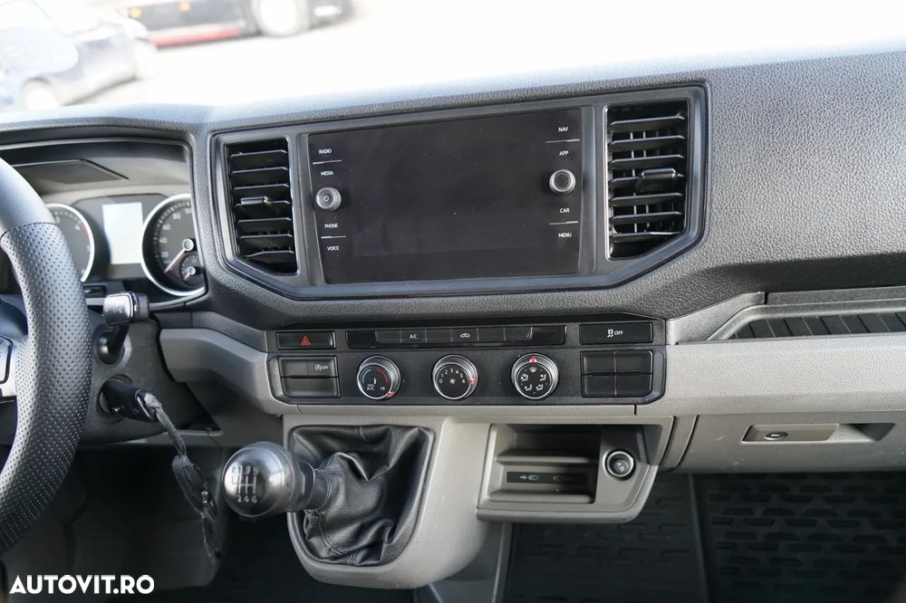 Volkswagen CRAFTER / TRANSMISIE CU 5 ROȚI / HDS PM 3623 / CAPACITATE DE RIDICARE 990 KG / 2020 / DOUĂ ROȚI / 3 LOCURI / IMPORTAT - 32